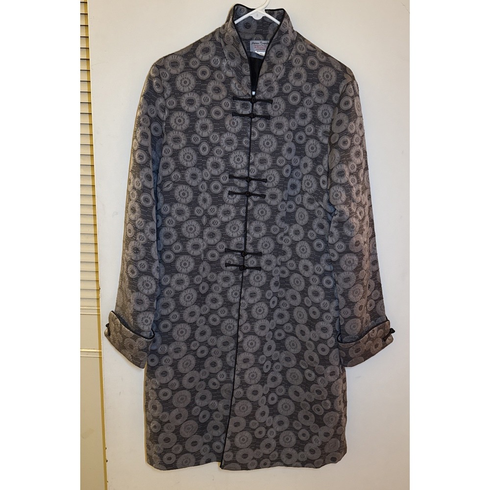 Asian Trends 100% Silk Gray Geometric Long Jacket Fits L (tagged XXL) 21" PtoP